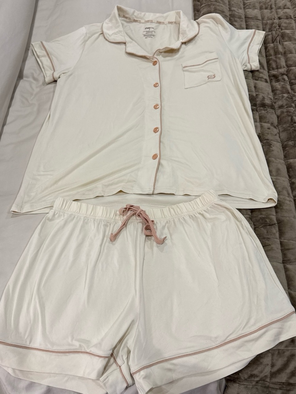 BORN Women's Cream Short Sleeve Pajama Set